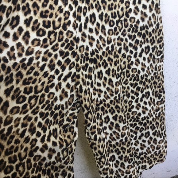 Vince Camuto leopard asymmetrical jumpsuit NWT - Picture 6 of 10